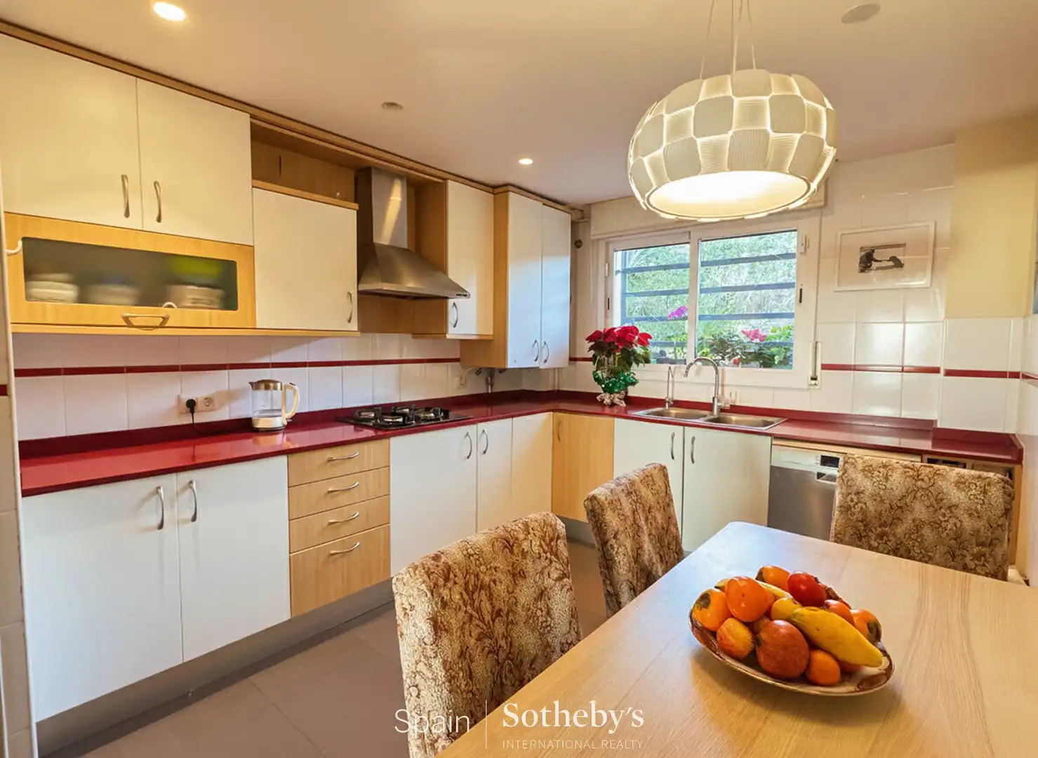 Cocina de Apartamento en venta en Sitges con Jardín privado, Terraza y Trastero