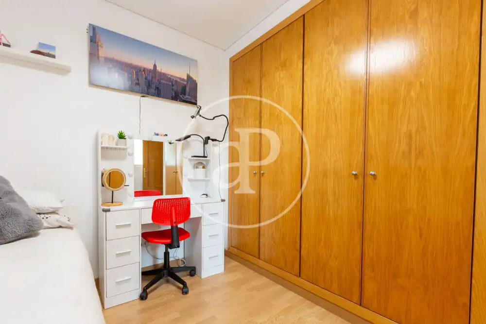 Bedroom of Houses for sale in Godelleta  with Air Conditioner, Heating and Private garden