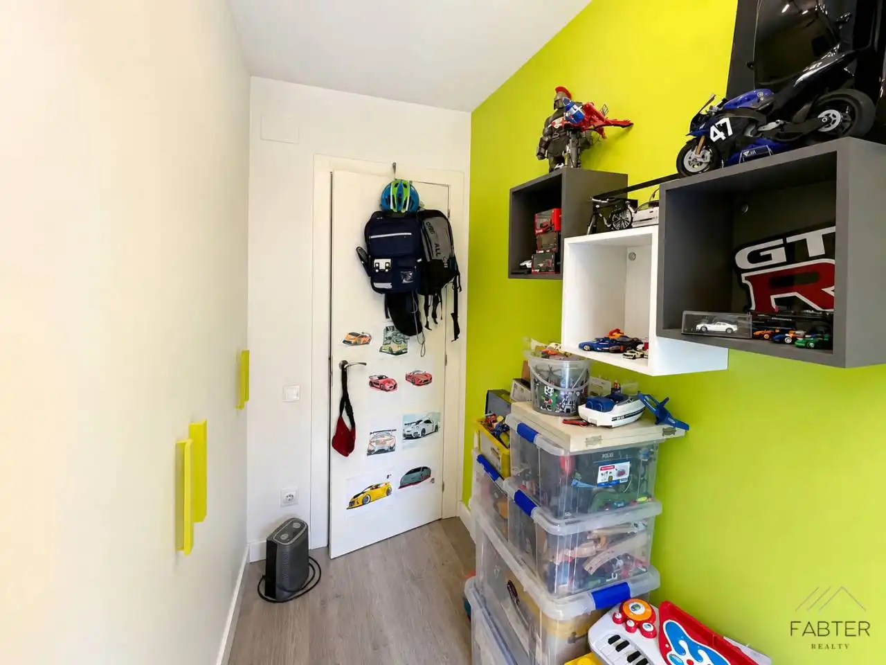 Dormitori de Pis en venda en Santa Eulàlia de Ronçana amb Aire condicionat, Calefacció i Parquet