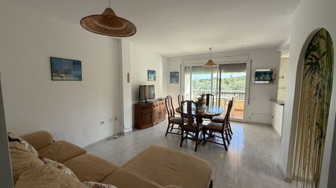 Apartamento en venta en AlcanarPlatja  Urb. MontsiaMar, 3 dormitorios.