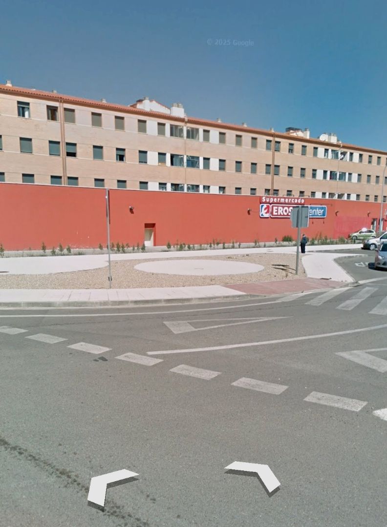 Vista exterior de Garatge de lloguer en Almazán