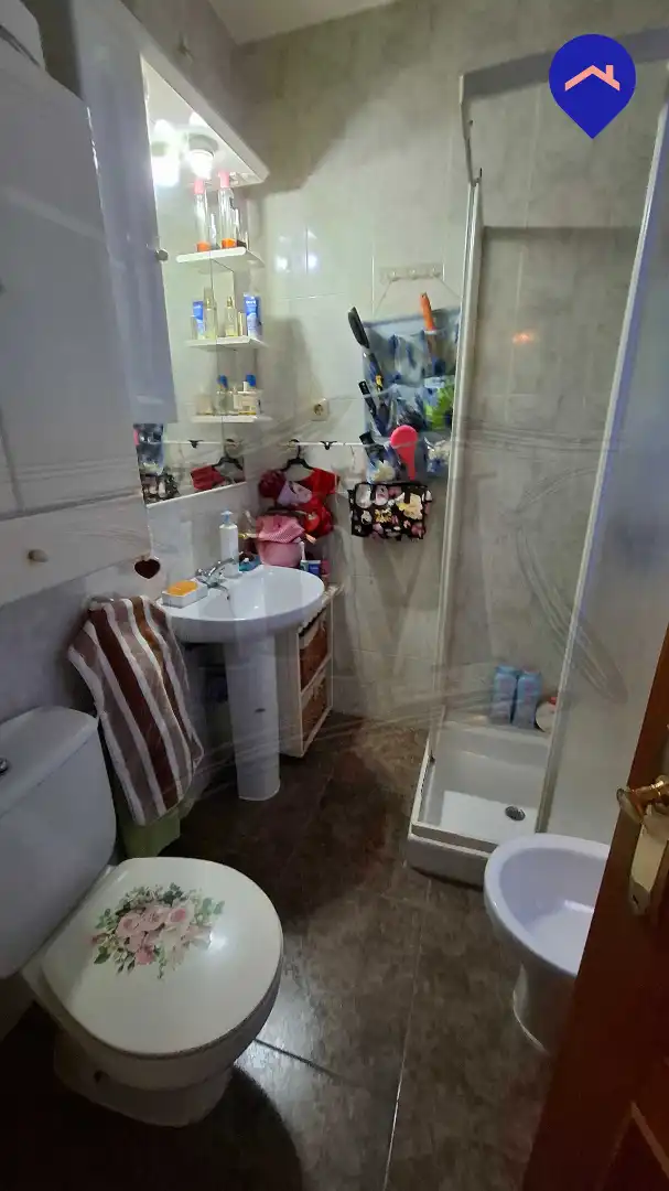 Baño de Casa o chalet en venta en Pioz con Calefacción, Jardín privado y Trastero