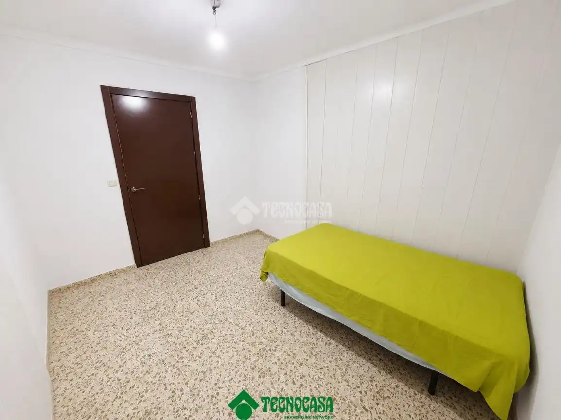 Habitación de Casa adosada en venta en Adamuz
