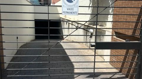 Foto 2 de Garaje en venta en Calle Doctor Fleming, 44, Castilleja de la Cuesta, Sevilla