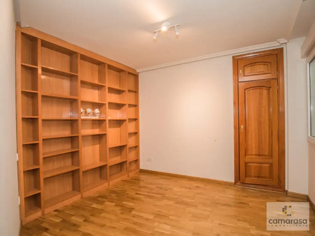 Flat for rent in Paseo Dos De Mayo, 2, Centro