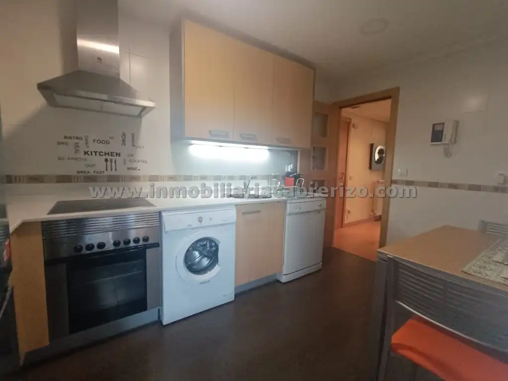 Cocina de Apartamento en venta en  Logroño con Aire acondicionado, Calefacción y Parquet