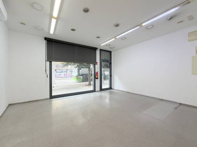 Local comercial en Alquiler en Passeig Cristòfol Colom, 23 en Sant Miquel