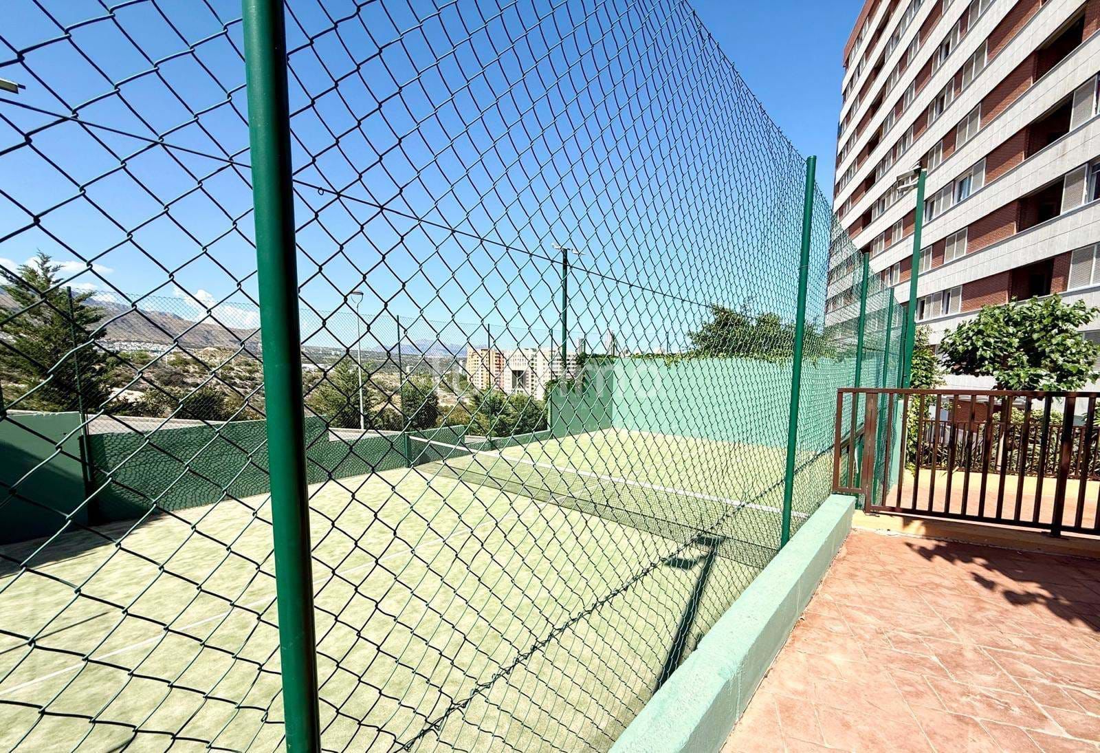 Exterior view of Flat for sale in Villajoyosa / La Vila Joiosa  with Air Conditioner, Private garden and Terrace