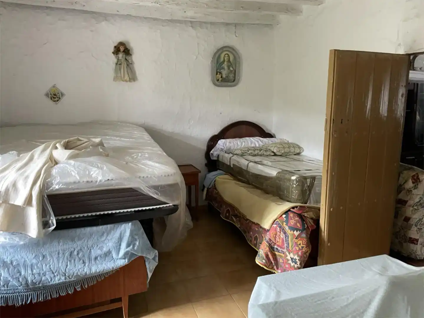Habitación de Casa adosada en venta en Parauta con Jardín privado, Amueblado y Lavadora