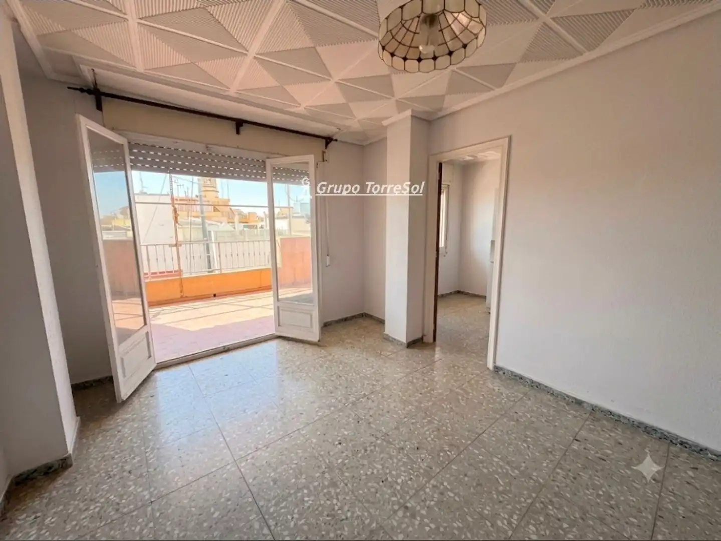 Vista exterior de Ático en venta en Elche / Elx con Terraza