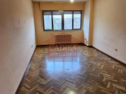 Bedroom of Flat for sale in Salamanca Capital  with Heating, Parquet flooring and Swimming Pool