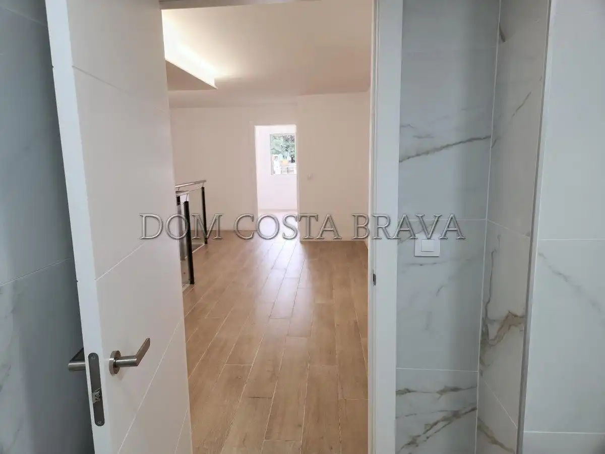 Dúplex con terraza en venta en Carrer Andreu Tuyet i Santamaria, imagen 6