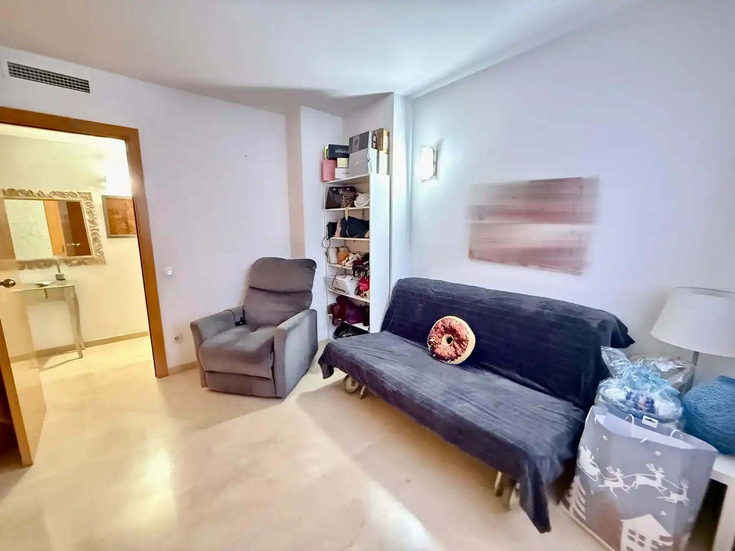 Sala de estar de Dúplex en venta en Cornellà de Llobregat con Balcón