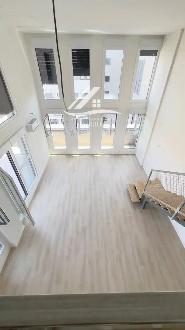 Sala de estar de Piso en venta en Madrid con Aire acondicionado, Piscina y Piscina comunitaria