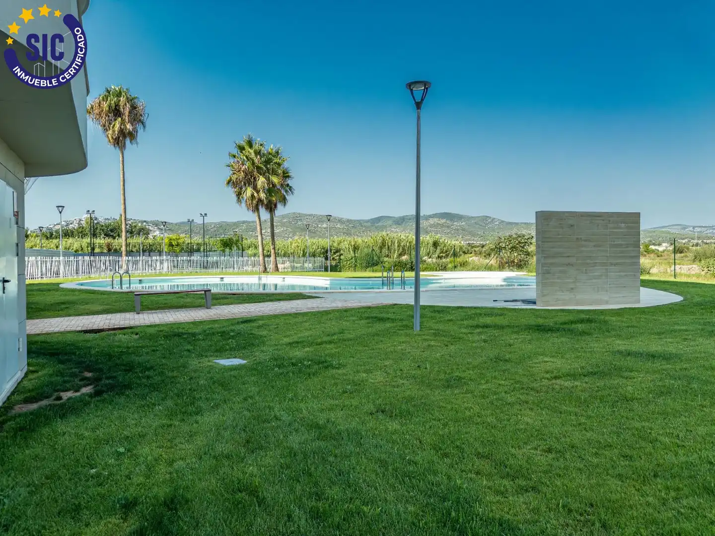 Piscina de Apartamento en venta en Playa Norte  