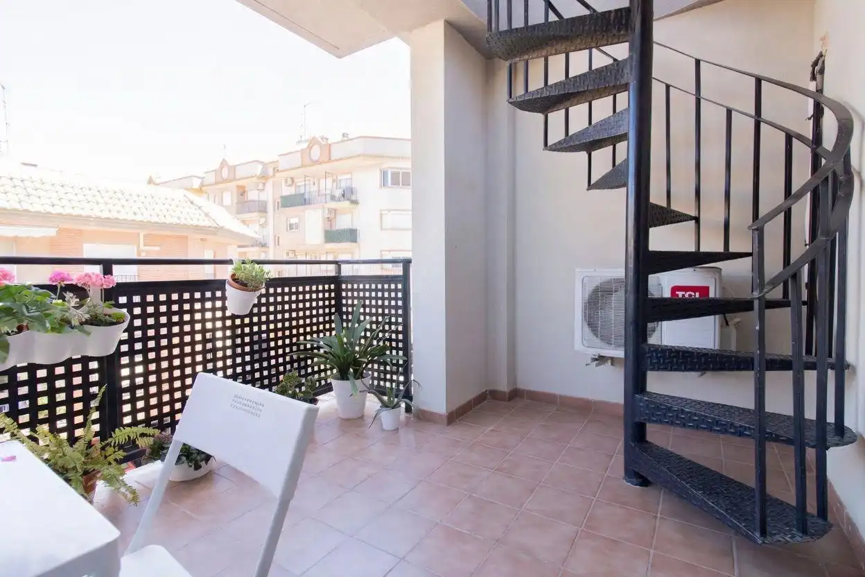 Terrasse von Maisonette zum Verkauf in Massamagrell mit Klimaanlage, Terrasse und Abstellraum