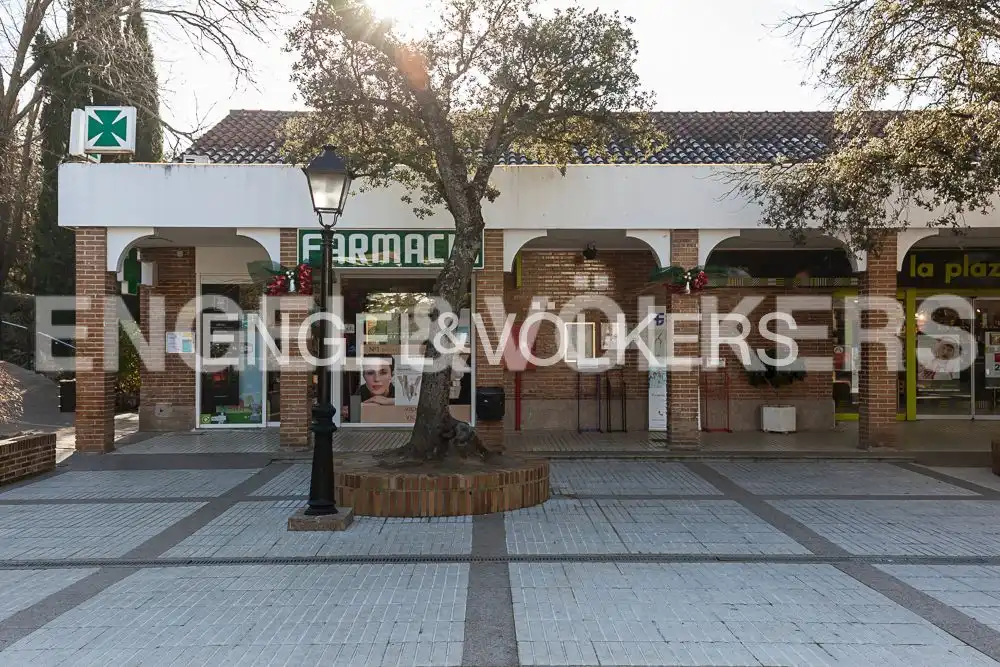 Exterior view of Apartments for rent in Algete  with Air Conditioner, Heating and Private garden