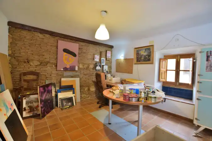 Casa adosada en venta en Benaoján con Calefacción, Terraza y Jacuzzi