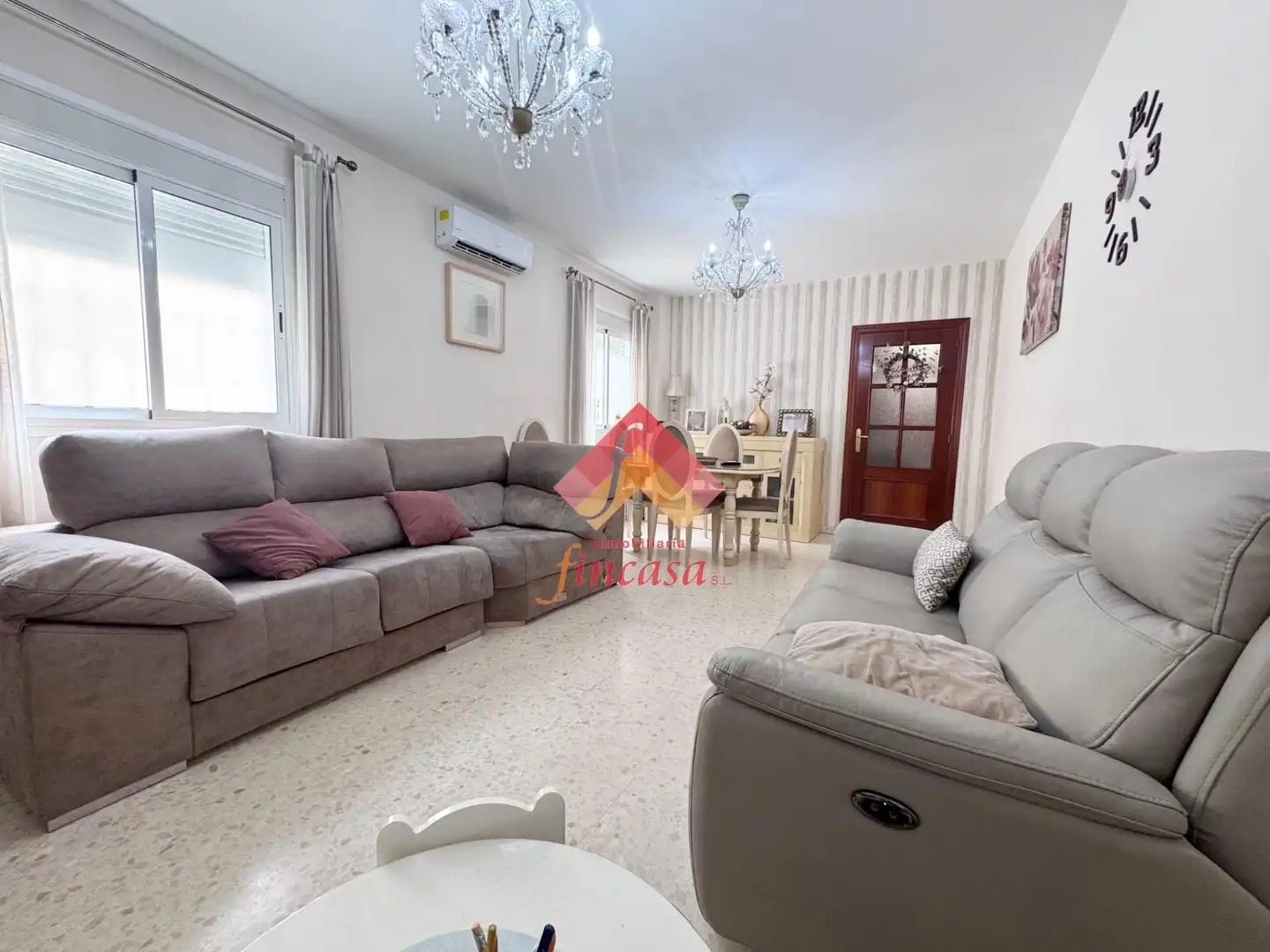 Wohnzimmer von Wohnung zum Verkauf in Ronda mit Klimaanlage, Heizung und Möbliert