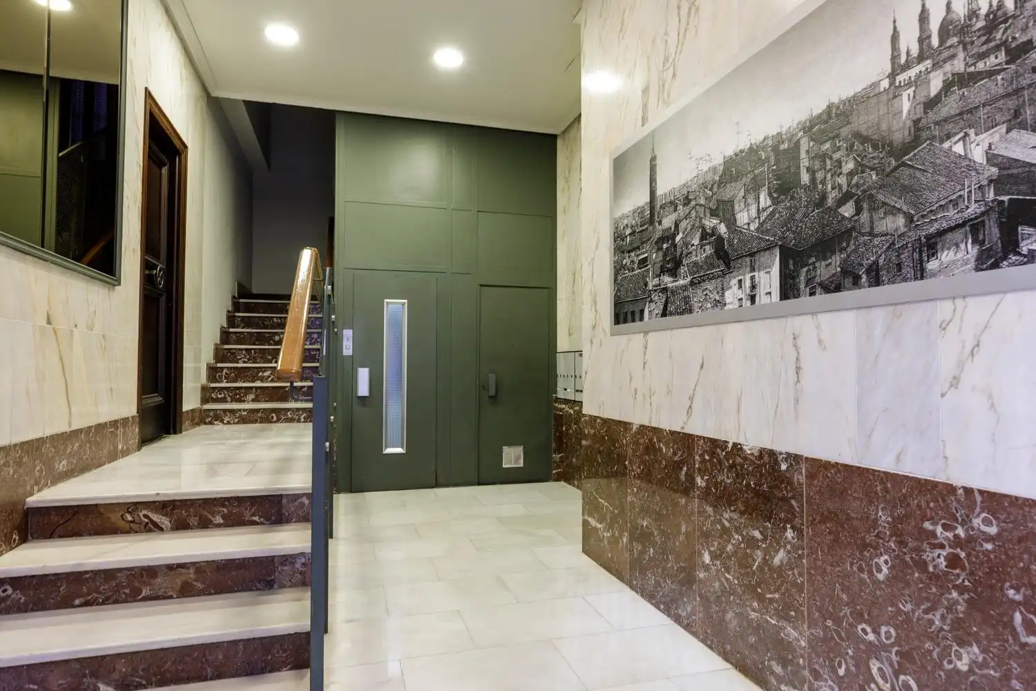 Piso en venta en Zaragoza con Calefacción, Trastero y Balcón