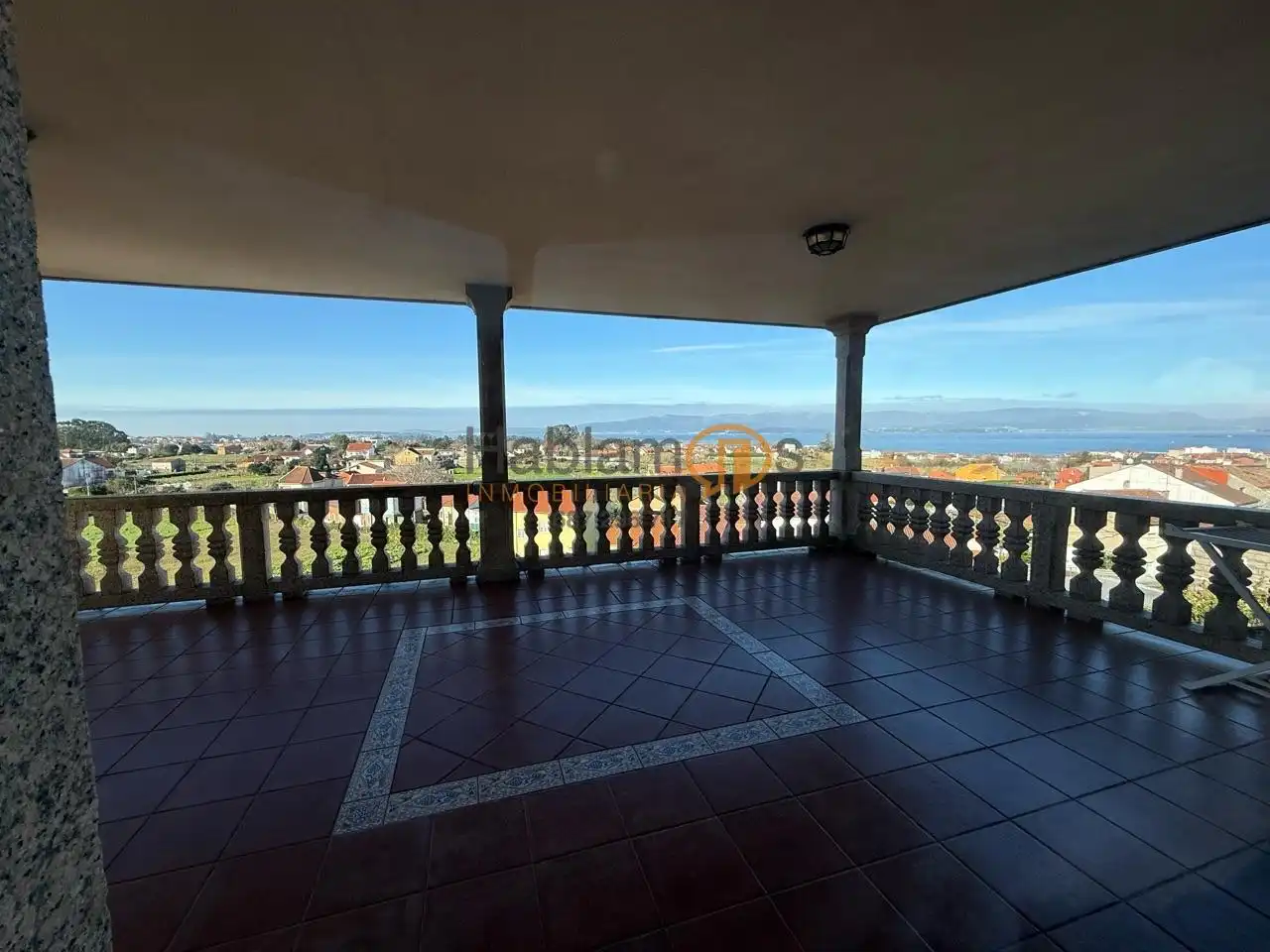Haus mit Terrasse zum Verkauf in Vilagarcía