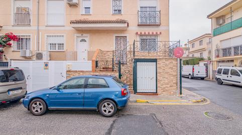 Foto 2 de Casa adosada en venta en Calle Zaida, Residencial Triana - Barrio Alto, Las Gabias