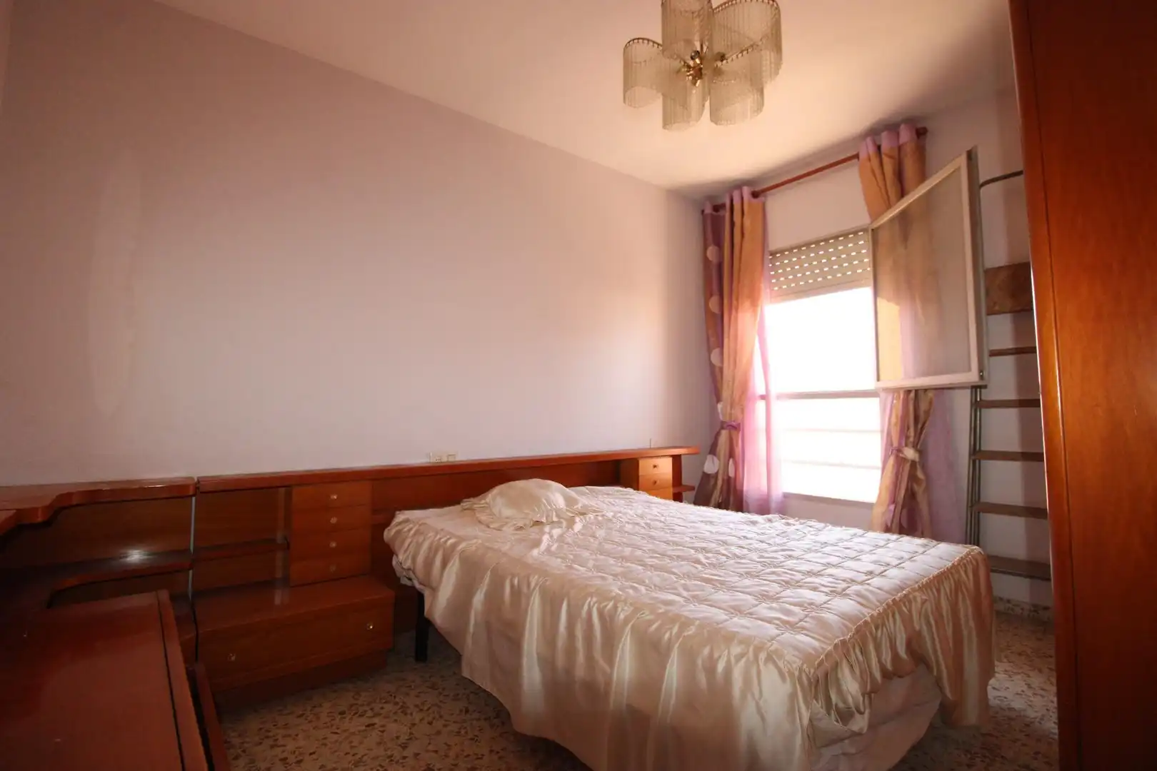 Dormitori de Casa o xalet en venda en Cartagena