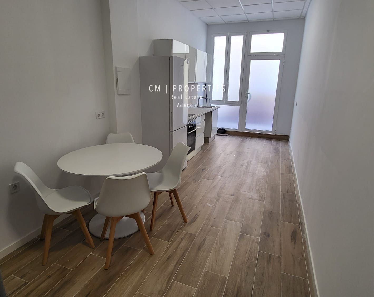 Kitchen of Flat for sale in  Valencia Capital  with Furnished