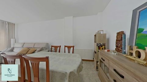 SEMINUEVO CON TERRAZA, PISCINA, PARKING Y TRASTERO, imatge 4