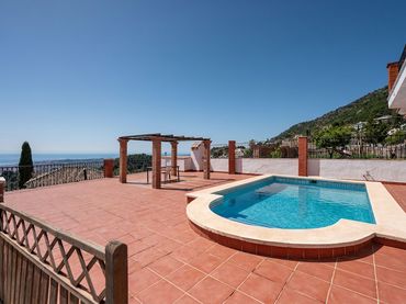 Villa avec piscine à vendre à Mijas pueblo