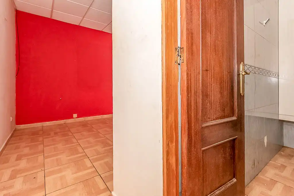 Piso en venta en C/ Gregorio Gutierrez, Miller