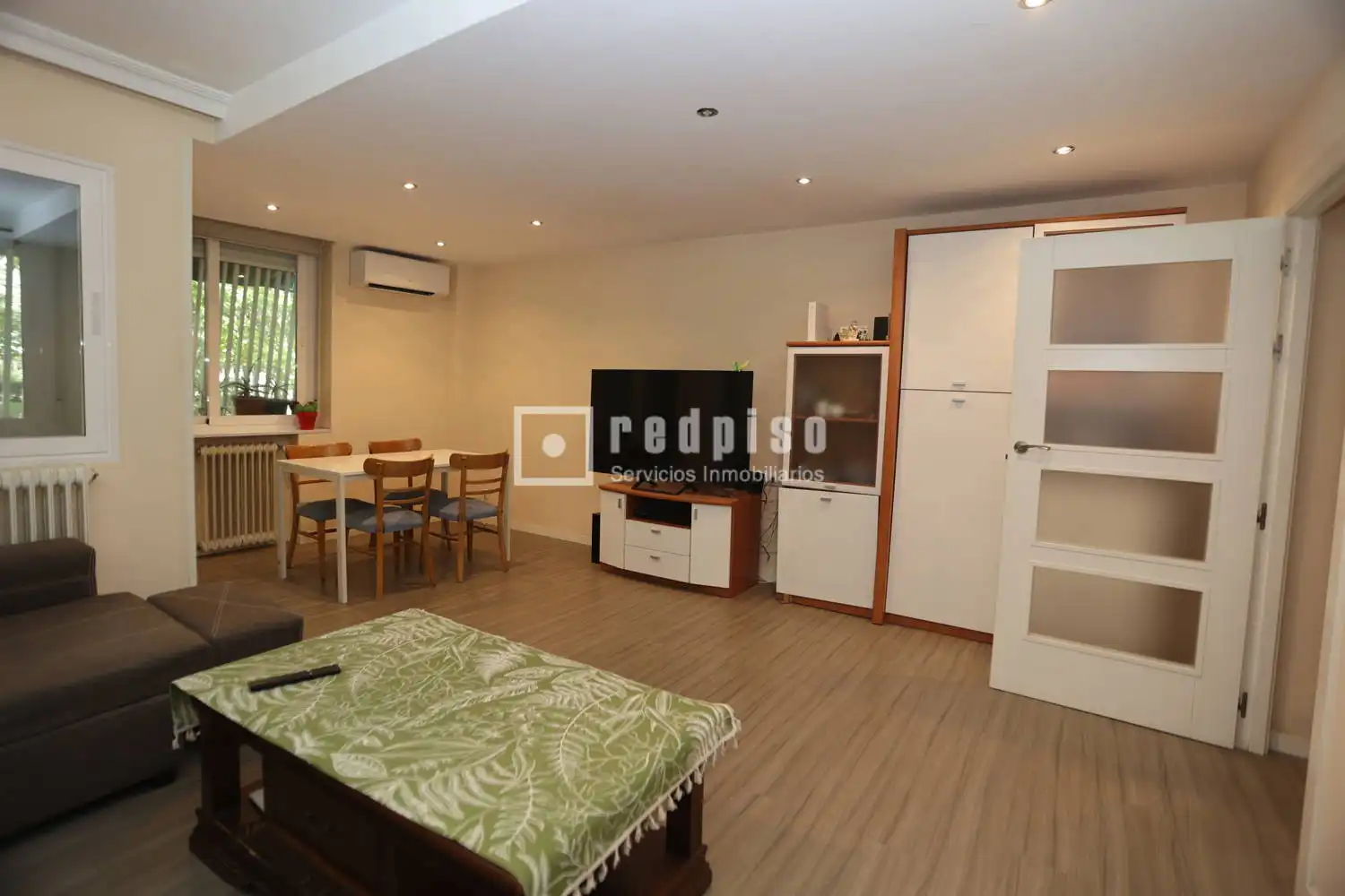 Bedroom of Flat for sale in Madrid  with Air Conditioner, Heating and Terrace