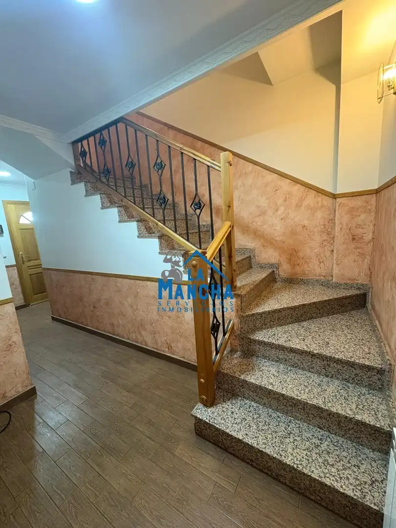 Detached homes for sale in Albacete  with Air Conditioner, Heating and Private garden