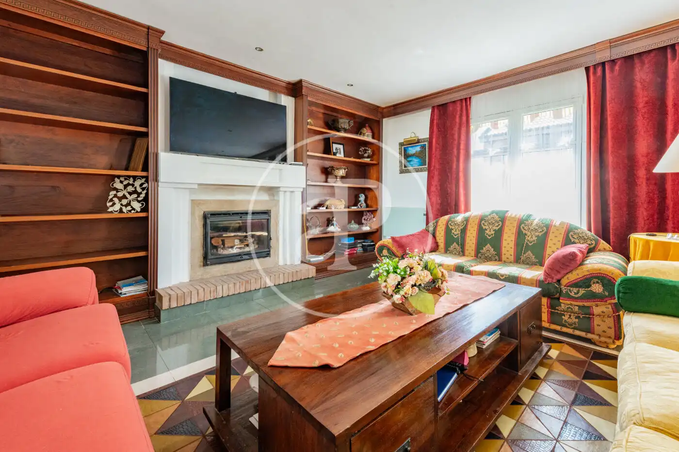 Living room of Houses for sale in Valdeolmos-Alalpardo, Madrid