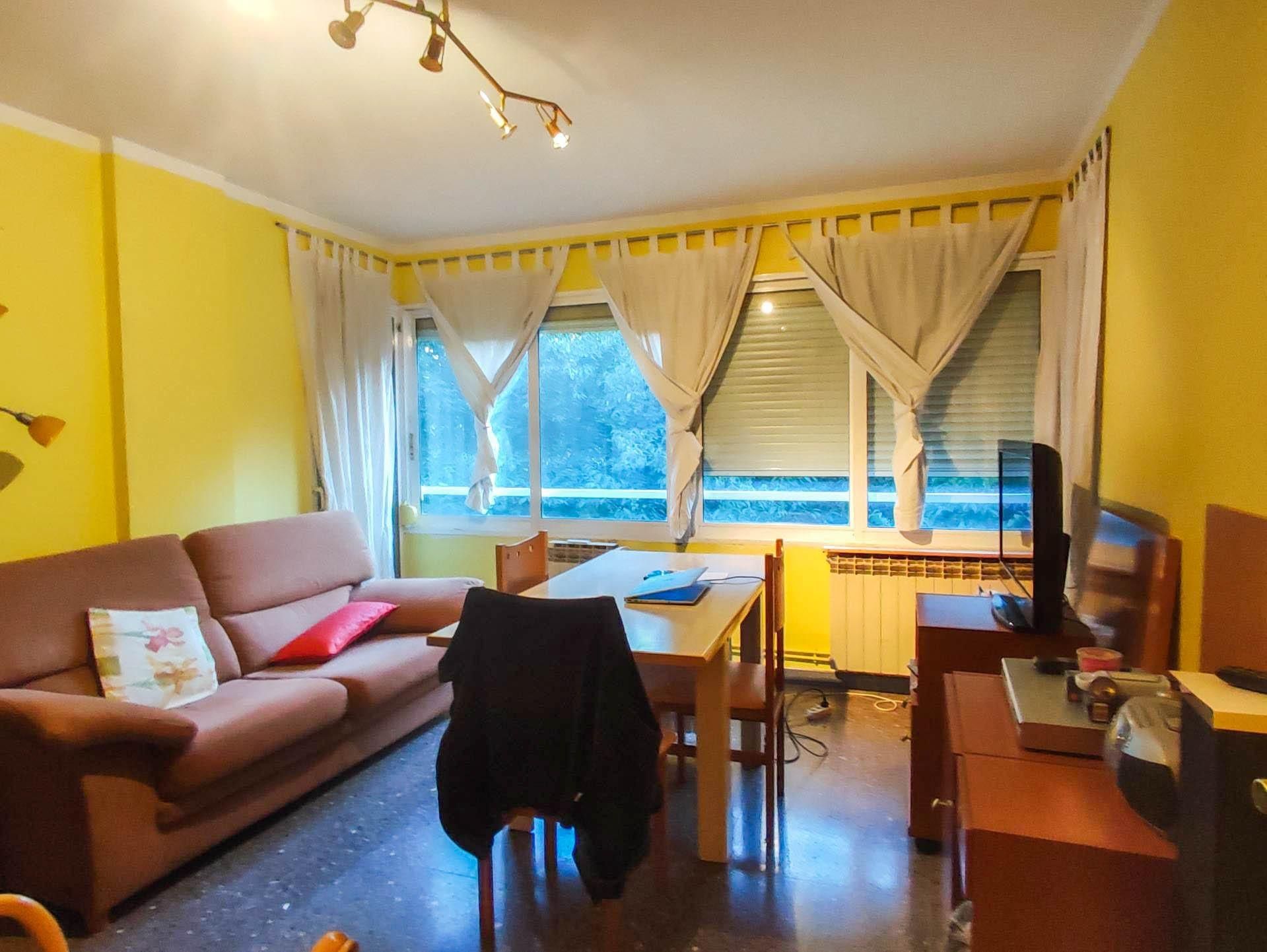 Living room of Flat for sale in  Barcelona Capital  with Terrace and Balcony