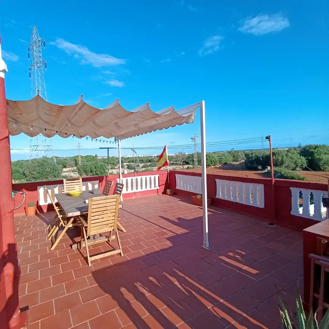 Terrasse von Country house zum Verkauf in Ciutadella de Menorca mit Privatgarten, Terrasse und Möbliert