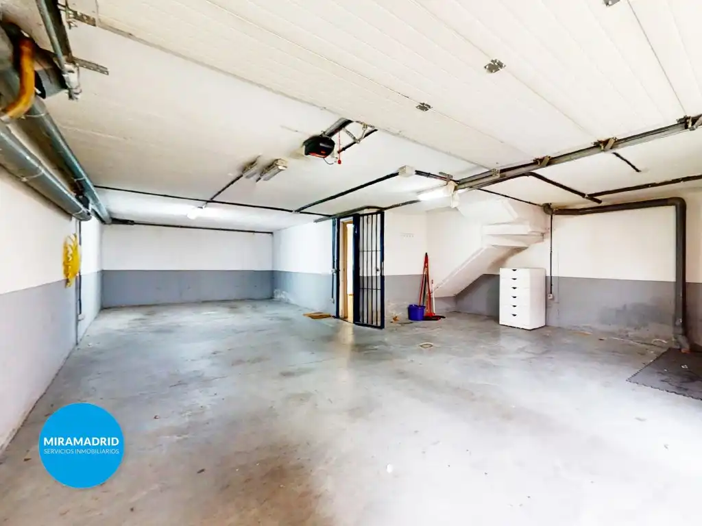 Casa adosada en venta en Paracuellos de Jarama con Aire acondicionado