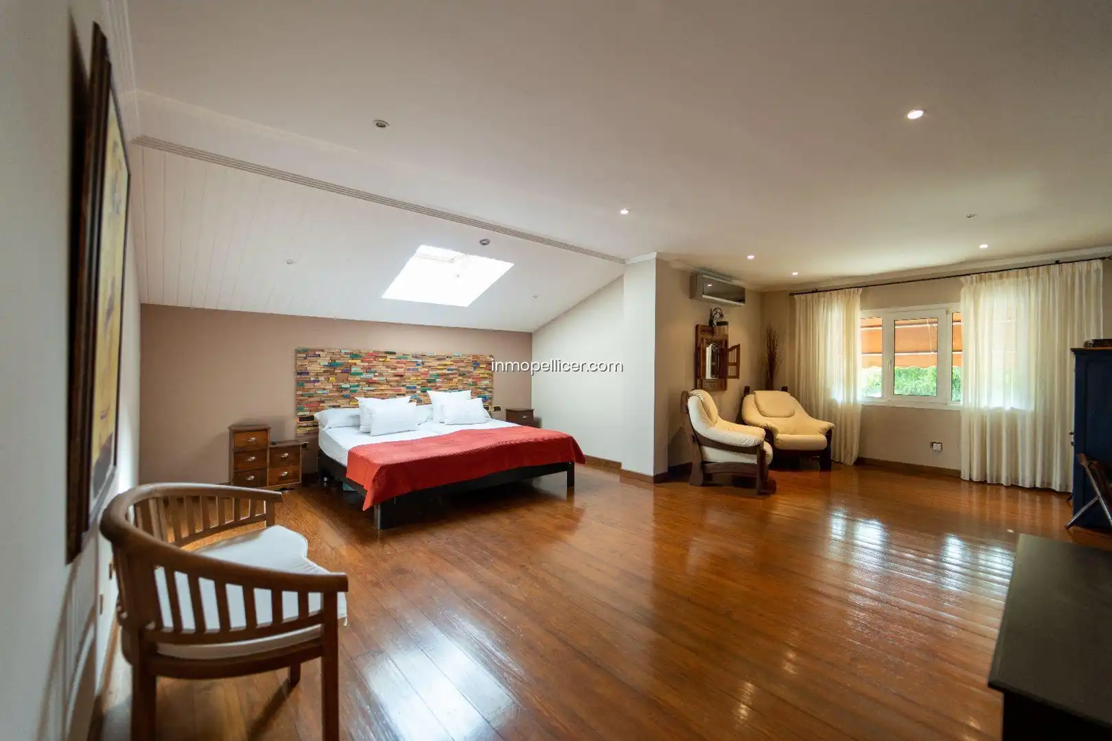 Schlafzimmer von Haus oder Chalet zum Verkauf in L'Alfàs del Pi mit Klimaanlage, Heizung und Privatgarten