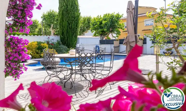 Terrassa de Casa o xalet en venda en Empuriabrava amb Calefacció, Terrassa i Piscina