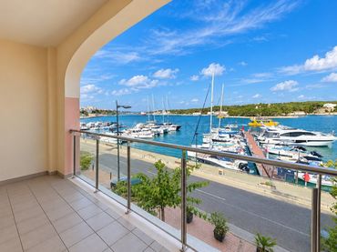 Wohnung mit Aufzug zum Verkauf in Muelle Llevant