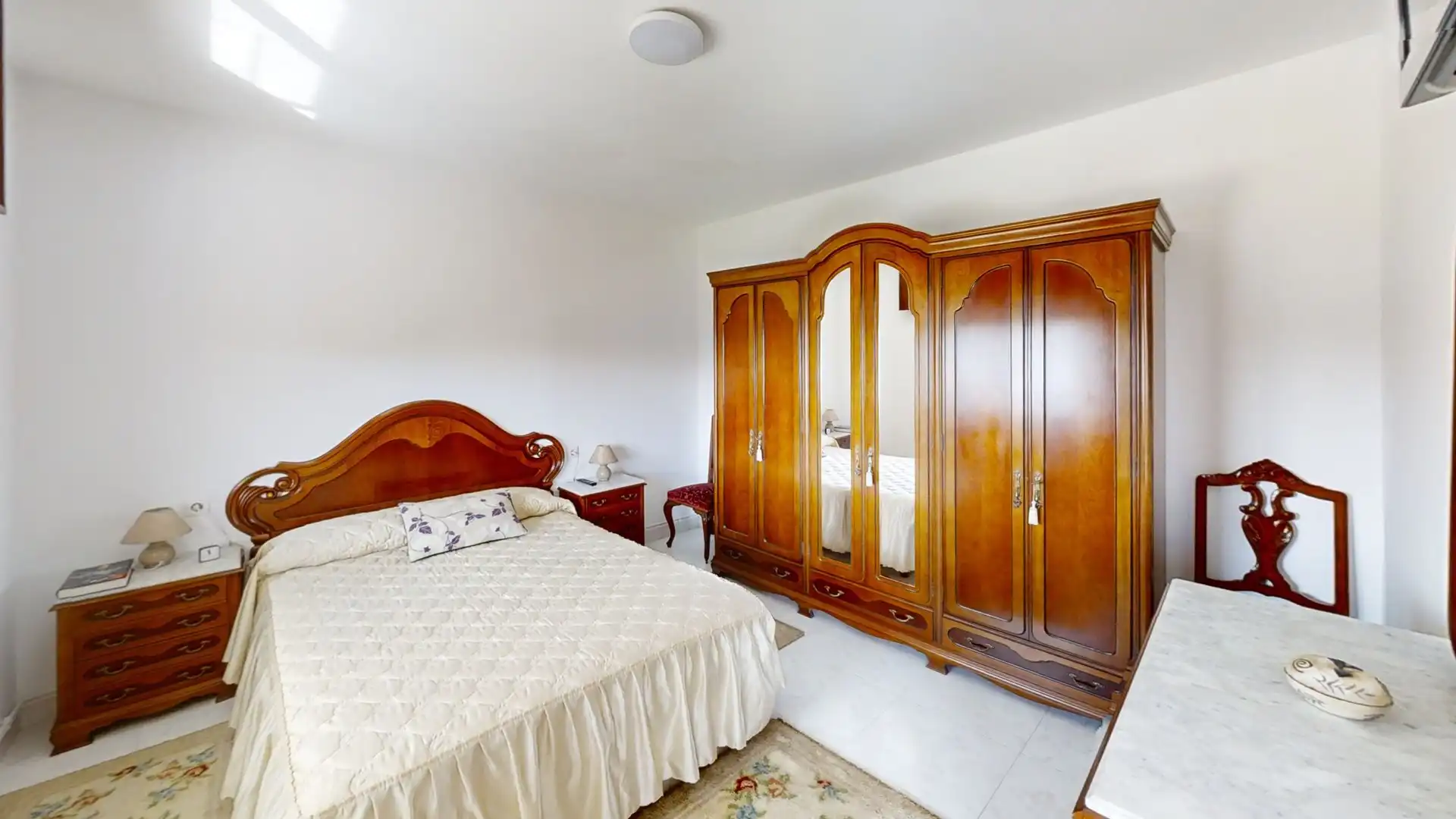 Dormitori de Casa o xalet en venda en Abegondo amb Calefacció, Jardí privat i Traster