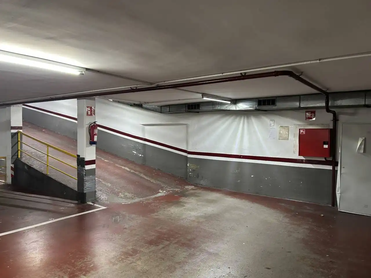 Parkplatz von Garage zum Verkauf in Barcelona