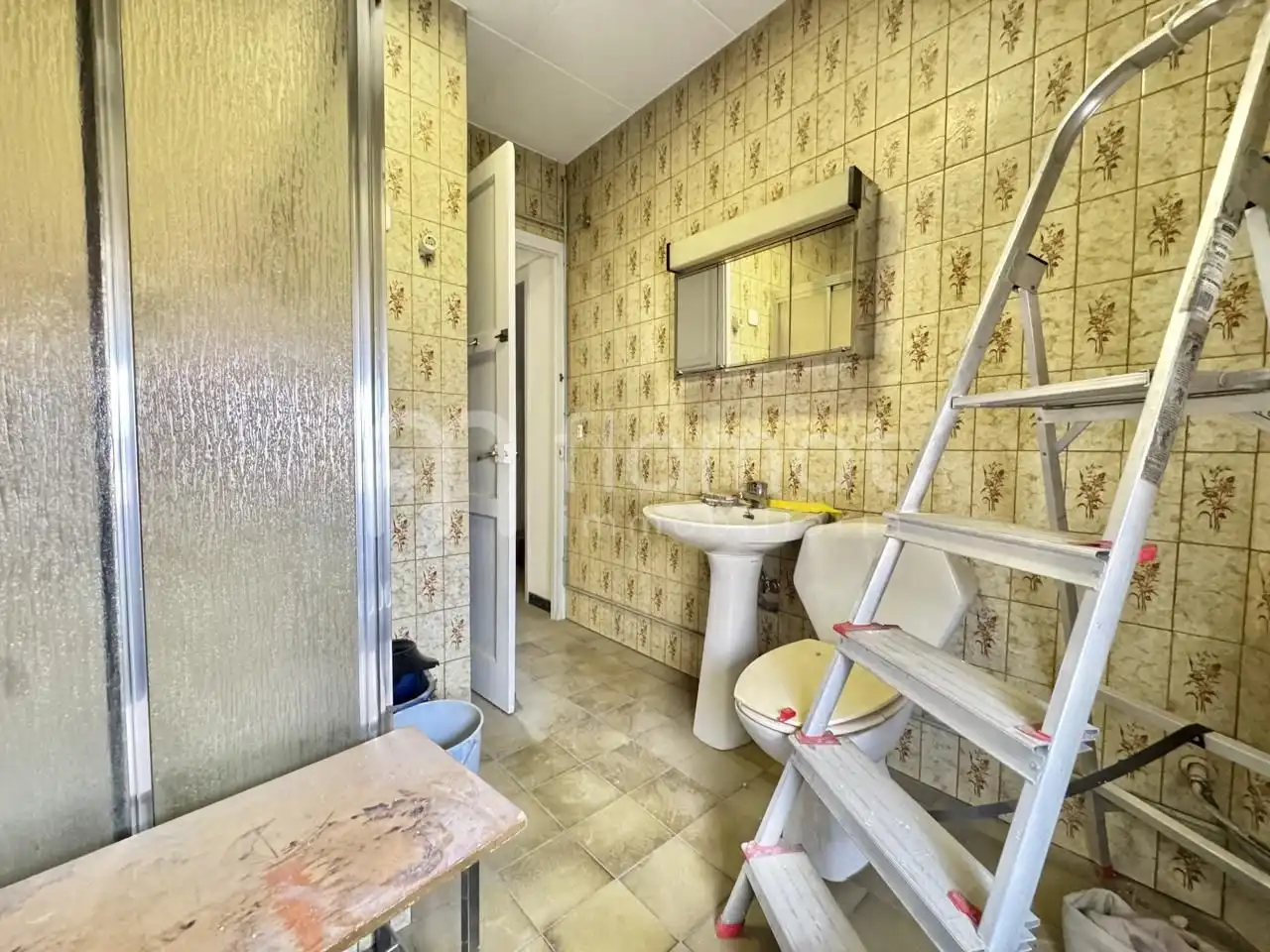 Bathroom of Flat for sale in Girona  with Terrace
