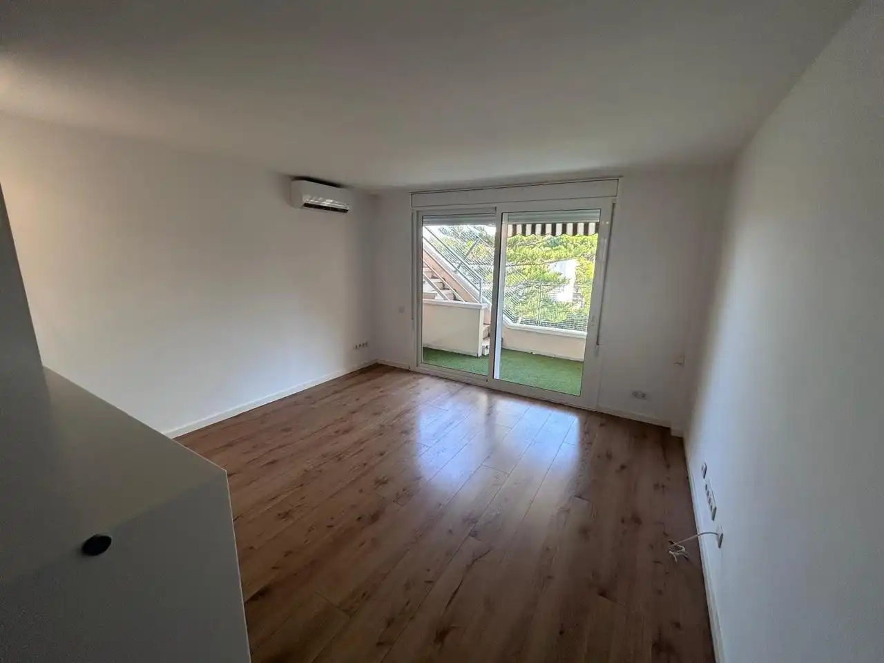 Bedroom of Attic for sale in Castelldefels  with Air Conditioner, Heating and Terrace