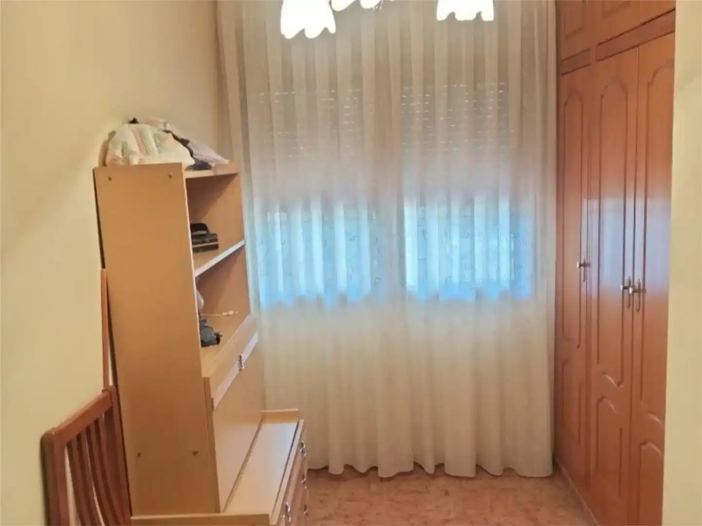 Bedroom of Flat for sale in Otos  with Air Conditioner, Private garden and Storage room