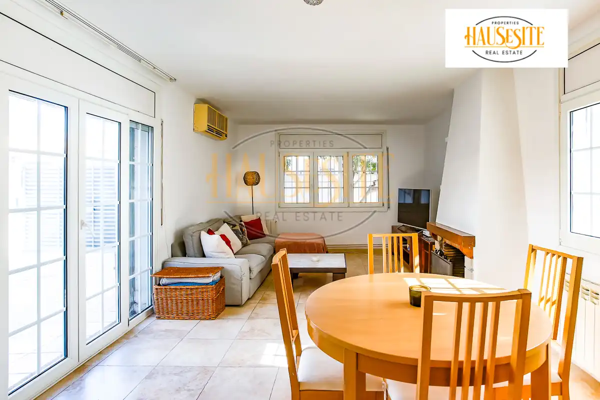 Vista exterior de Casa o chalet en venta en Sant Pere de Ribes con Aire acondicionado, Calefacción y Jardín privado