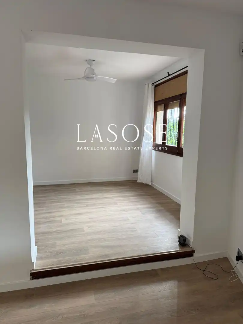 Bedroom of Houses for sale in Sitges  with Heating, Private garden and Parquet flooring