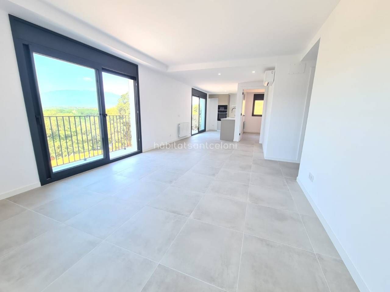 Living room of Flat for sale in Hostalric  with Air Conditioner, Heating and Balcony