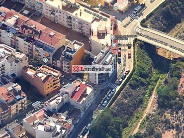 Terrenos y solares en venta en Carrer Montsià, 4-6