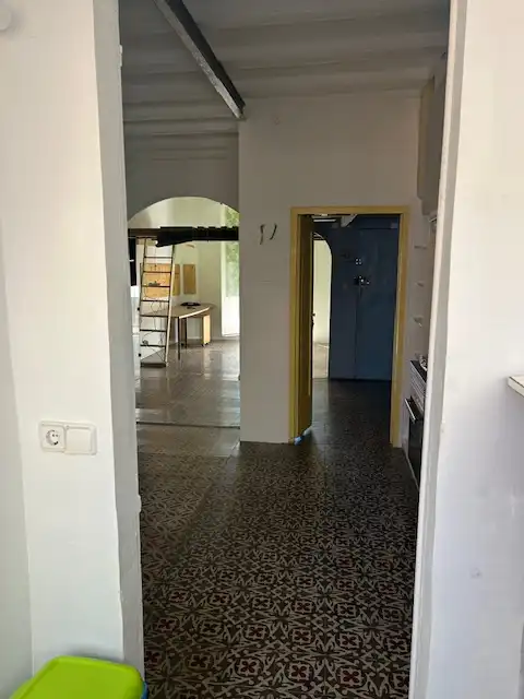 Flat for sale in Barcelona  with Washing machine, Balcony and Alarm